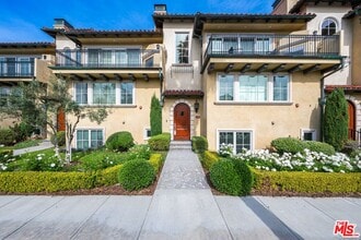 Building Photo - 201c Avenue A