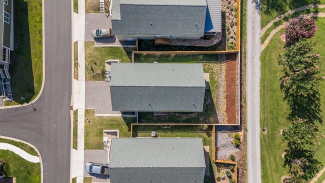 Foto del edificio - 1112 Blueview Dr