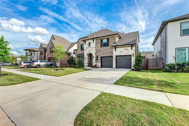 Foto del edificio - 23515 Spencer Meadow Ln