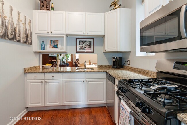Foto del edificio - 3130 N Clifton Ave
