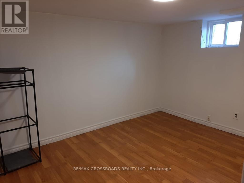 Primary Photo - 68 Marchington Cir