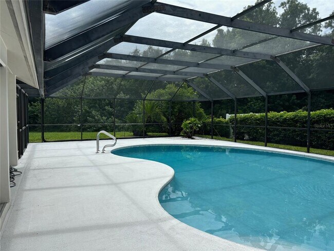 Building Photo - 17311 Hialeah Dr