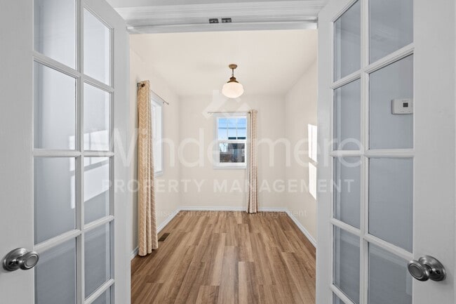 Foto del edificio - Welcome to this charming 1-bedroom, 1-bathroom home located in the vibrant city of Spokane, WA.