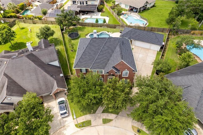 Foto del edificio - 13146 Oakwood Manor Dr