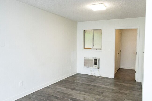 Foto del edificio - 4041 Arbor Pl Ln