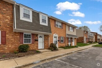 Building Photo - 30 Heritage Ct