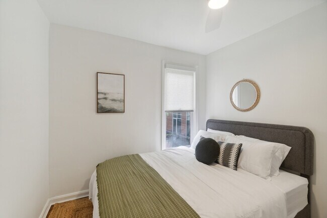 Foto del edificio - 1418 P St NW