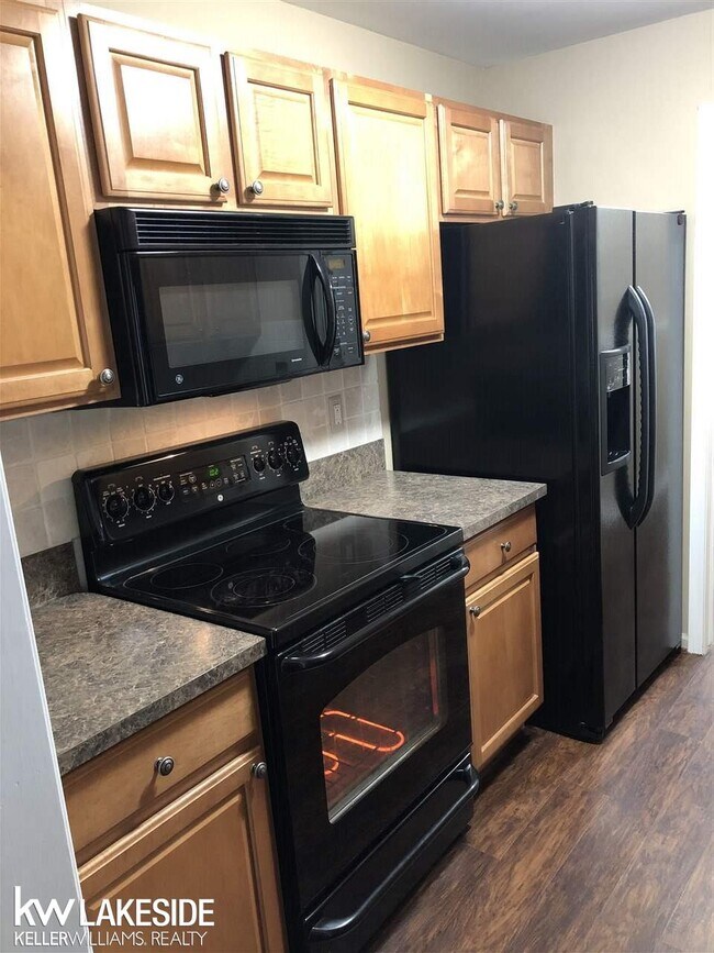 Foto del edificio - 21904 Hartford Way