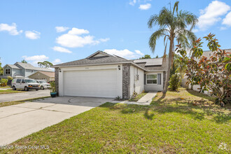 Building Photo - 3156 Dunhill Dr