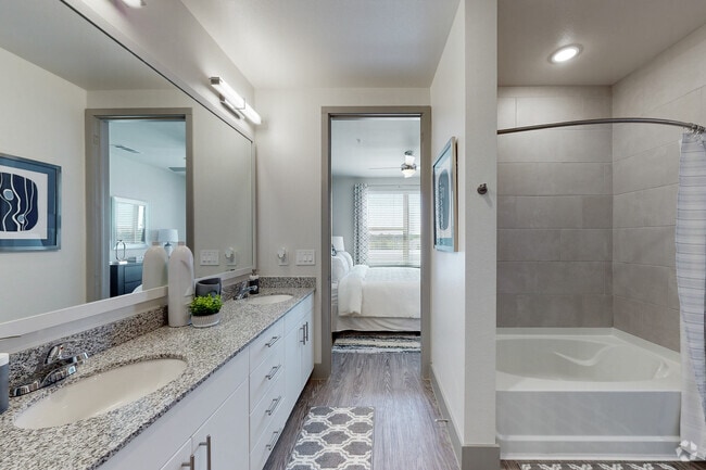 1BR, 1BA - 750SF A1 - Ironcrest