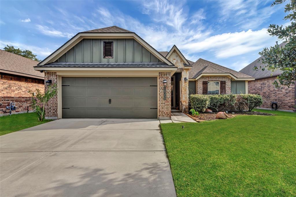 Foto principal - 14350 S Summerchase Cir