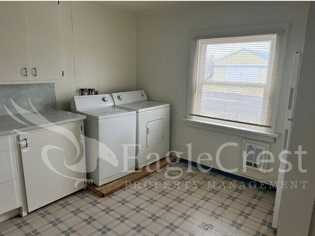 Foto del edificio - Quaint, Country One-Bedroom House Surround...
