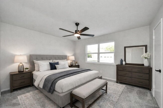 Building Photo - 18209 Vinland Dr