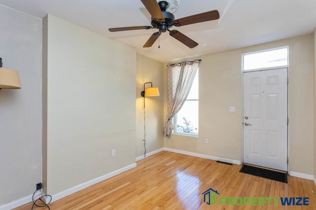 Building Photo - 1309 Marshall St