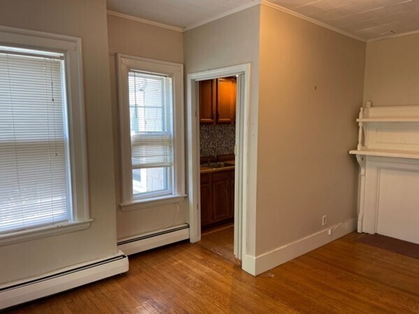 Primary Photo - 440 Newtonville Ave