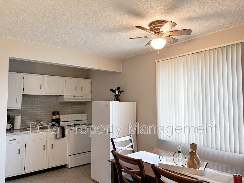 2402 Marquette Rd Unit Apt 10, Peru, IL 61354 Condo for Rent in Peru