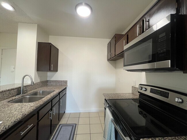 Foto del edificio - Corner One Bedroom