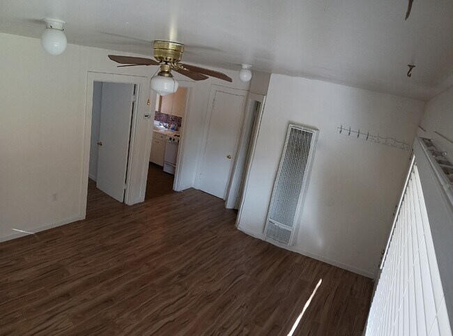 Building Photo - 26 Hfu Cir