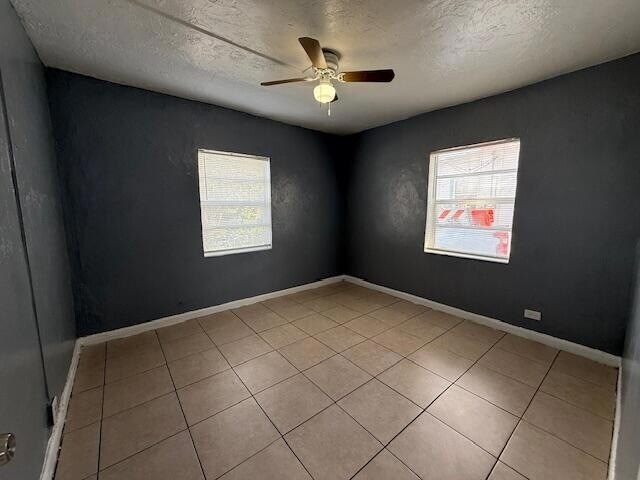 Building Photo - 1913 Division Ave