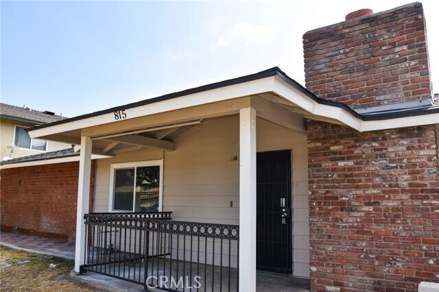 Building Photo - 815 N Olive St