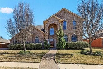 Building Photo - 628 Daisy Dr