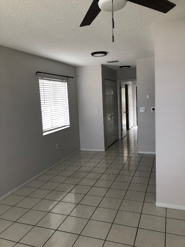 Foto del edificio - 713 S Daytona Ave