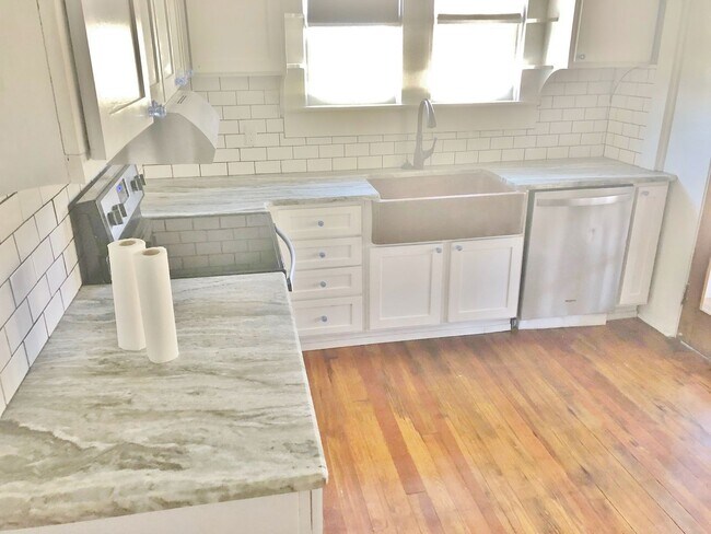 Foto del edificio - 301 13th St NE