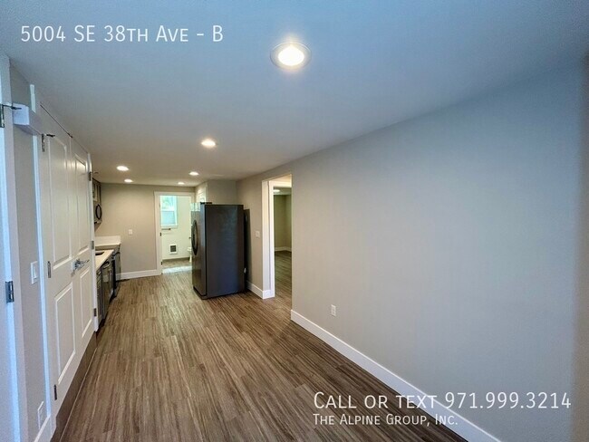 Foto del edificio - 5004 SE 38th Ave