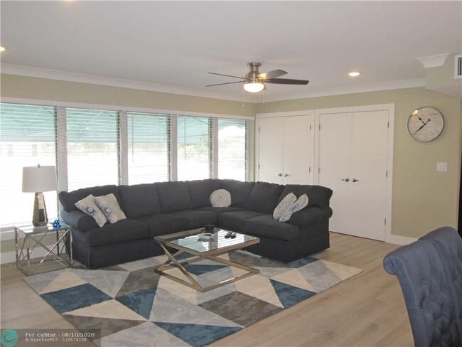 Building Photo - 4636 Bougainvilla Dr