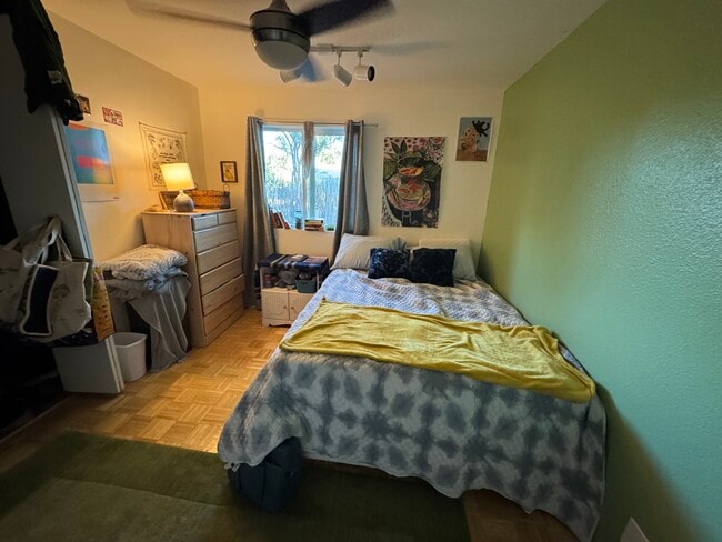 Foto del edificio - 8243 E Monte Vista Rd