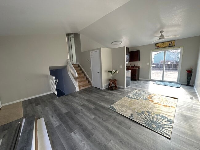 Building Photo - 2150 Eddington Way