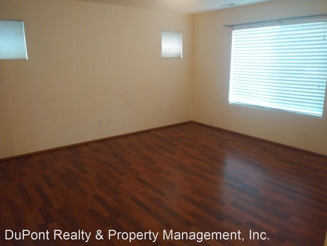 Building Photo - 3 br, 2.5 bath House - 1562 Grant Avenue