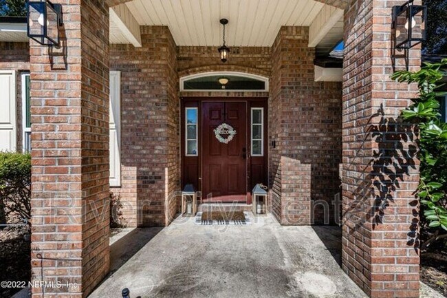 Building Photo - 2848 Pebblewood Ln