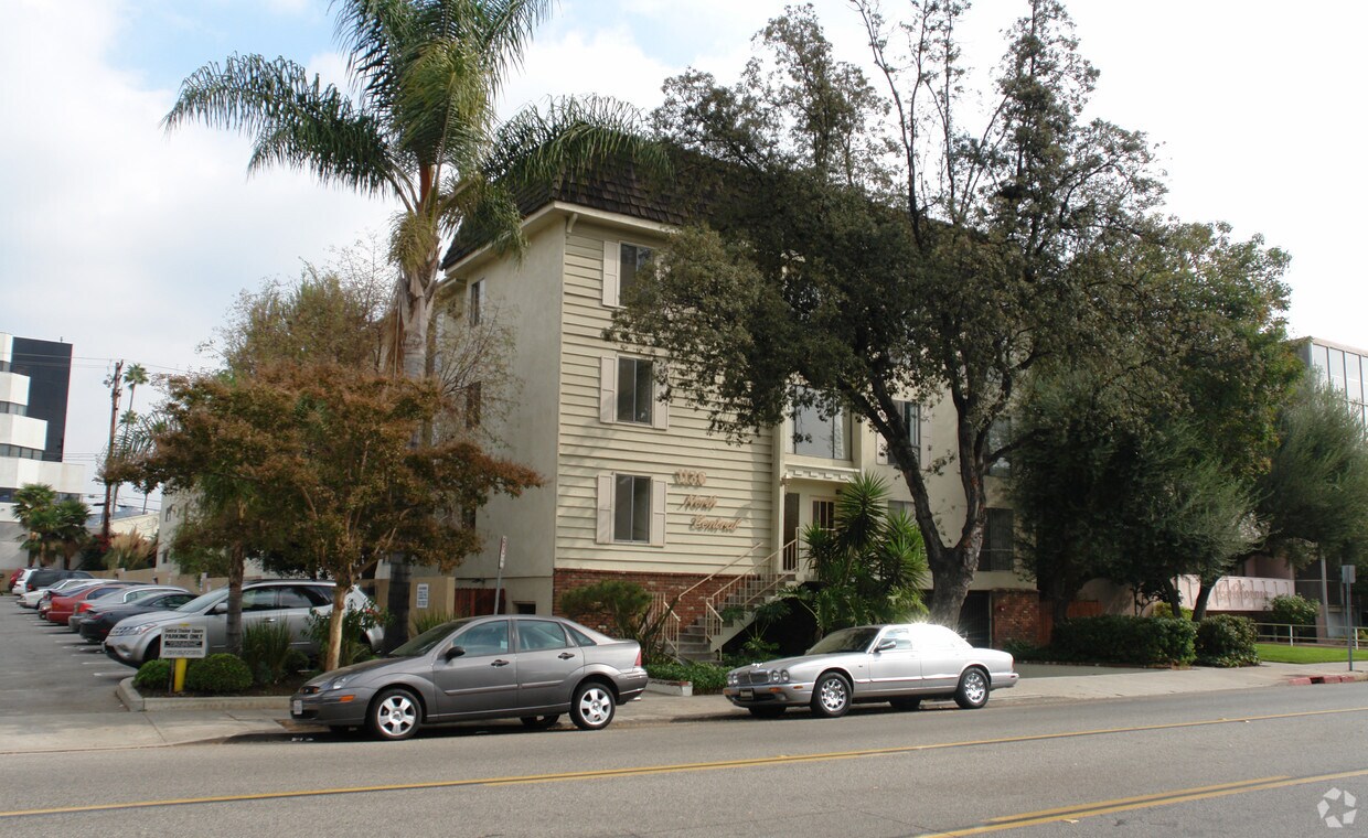 1136 N Central Ave, Glendale, CA 91202 Apartments in Glendale, CA