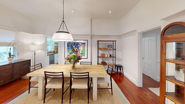 Foto del edificio - Downtown San Anselmo Updated 4x3 + aupair ...
