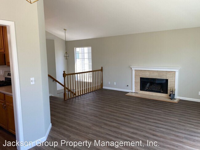 Building Photo - 3 br, 2.5 bath House - 212 Carnelian Road