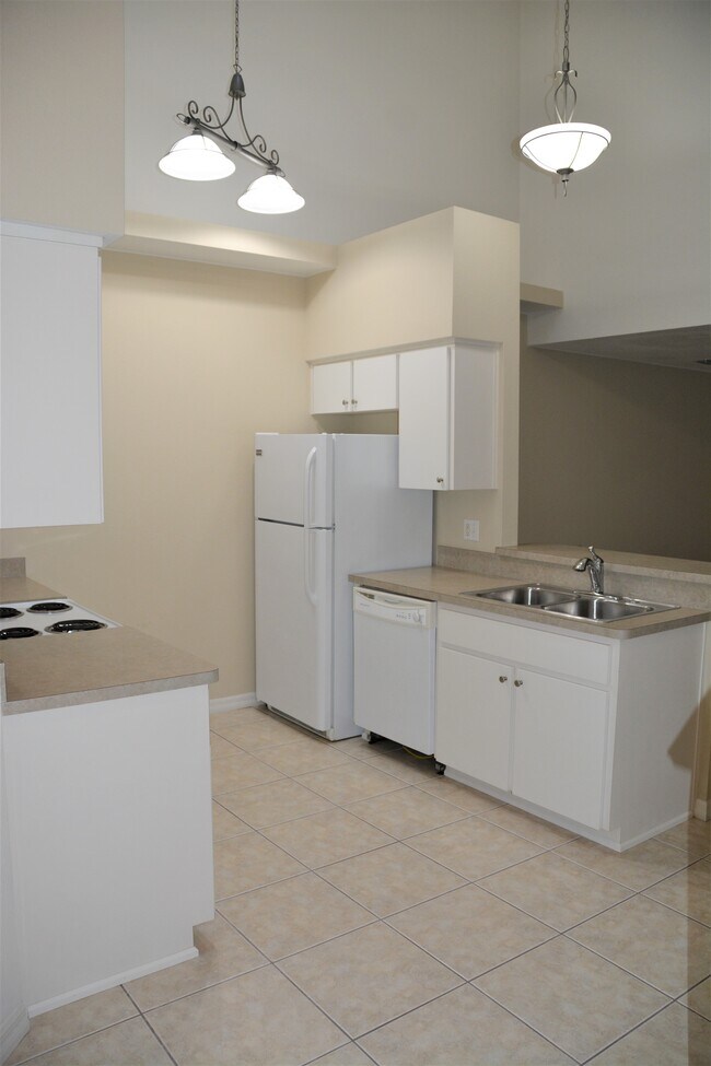 7340 Canterbury St, Spring Hill, FL 34606 Townhome Rentals in Spring