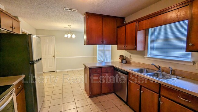 Building Photo - 180 Wayfair Ln