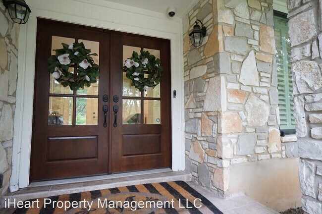 Foto del edificio - 4 br, 3 bath House - 90 Mossy Cup St