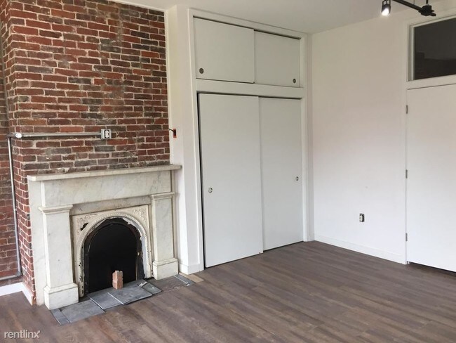 Building Photo - 4411 Butler St