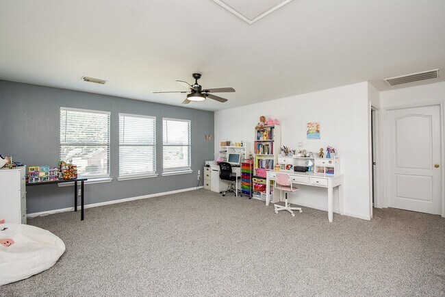 Building Photo - 6111 Harvest Terrace Ct