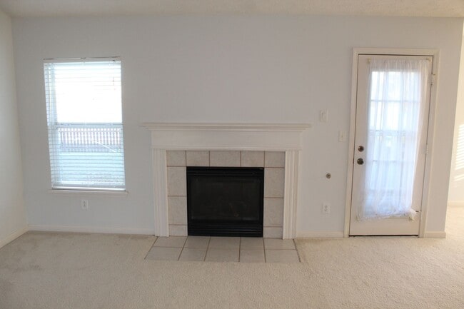 Building Photo - Beautiful Ranch Home in Brownsburg!