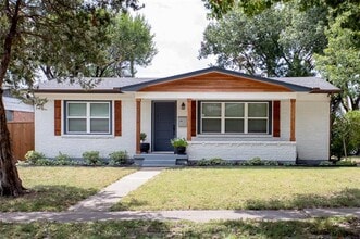Building Photo - 10879 Cassandra Way
