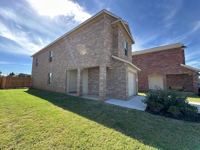 Foto del edificio - New Construction 3 bedroom, 2 1/2 Bathroom...