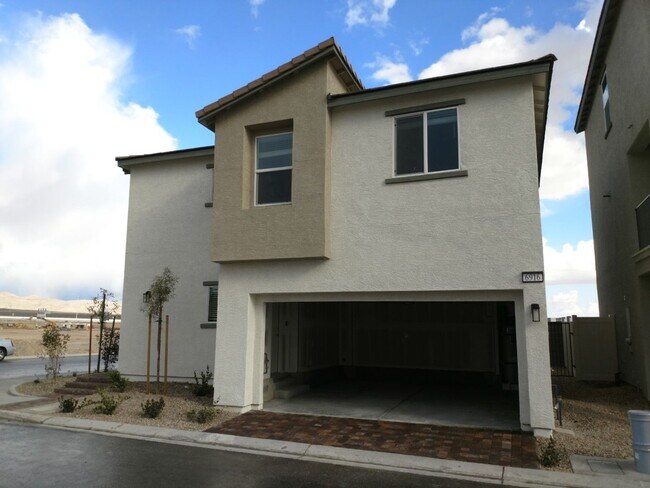 Foto del edificio - ***JUST REDUCED!!!*** 3 Bedroom, 2.5 Bathroom located in North Las Vegas, NV!
