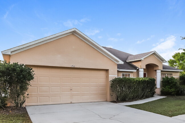 Building Photo - 1710 James Pointe Dr