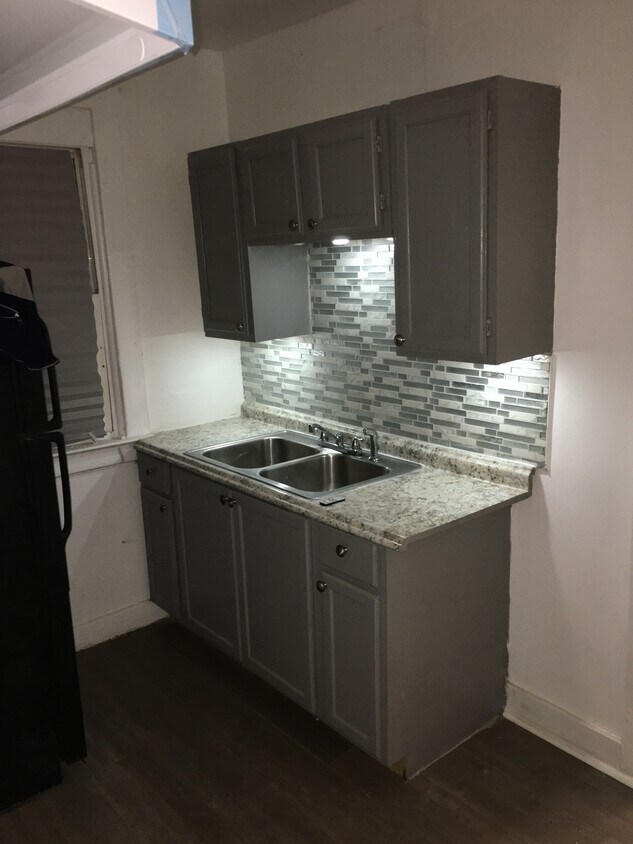 6415 Alaska St Unit 2, Detroit, MI 48204 Apartments in Detroit, MI