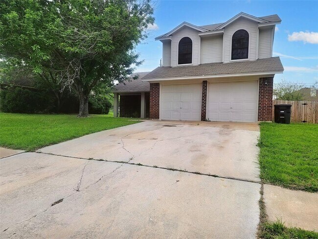 Building Photo - 4805 Greenlee Dr