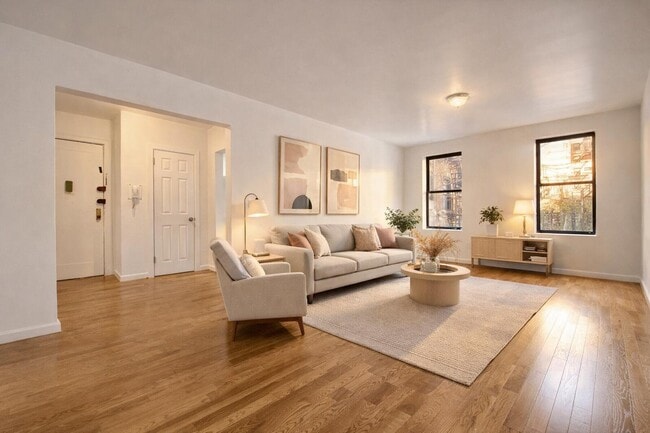 Building Photo - 44 Bennett Ave