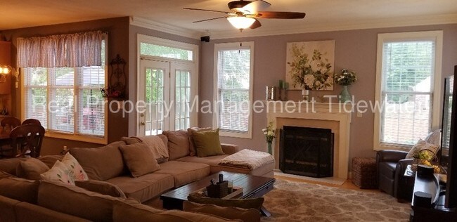 Building Photo - 584 Hunts Pointe Dr